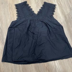 JCrew Navy sleeveless top with lace v-neck collar - size Medium